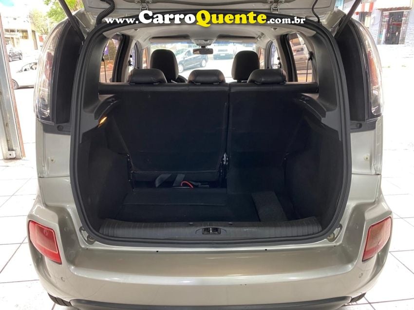 Citroen C3 PICASSO 1.6 FLEX EXCLUSIVE BVA - Loja