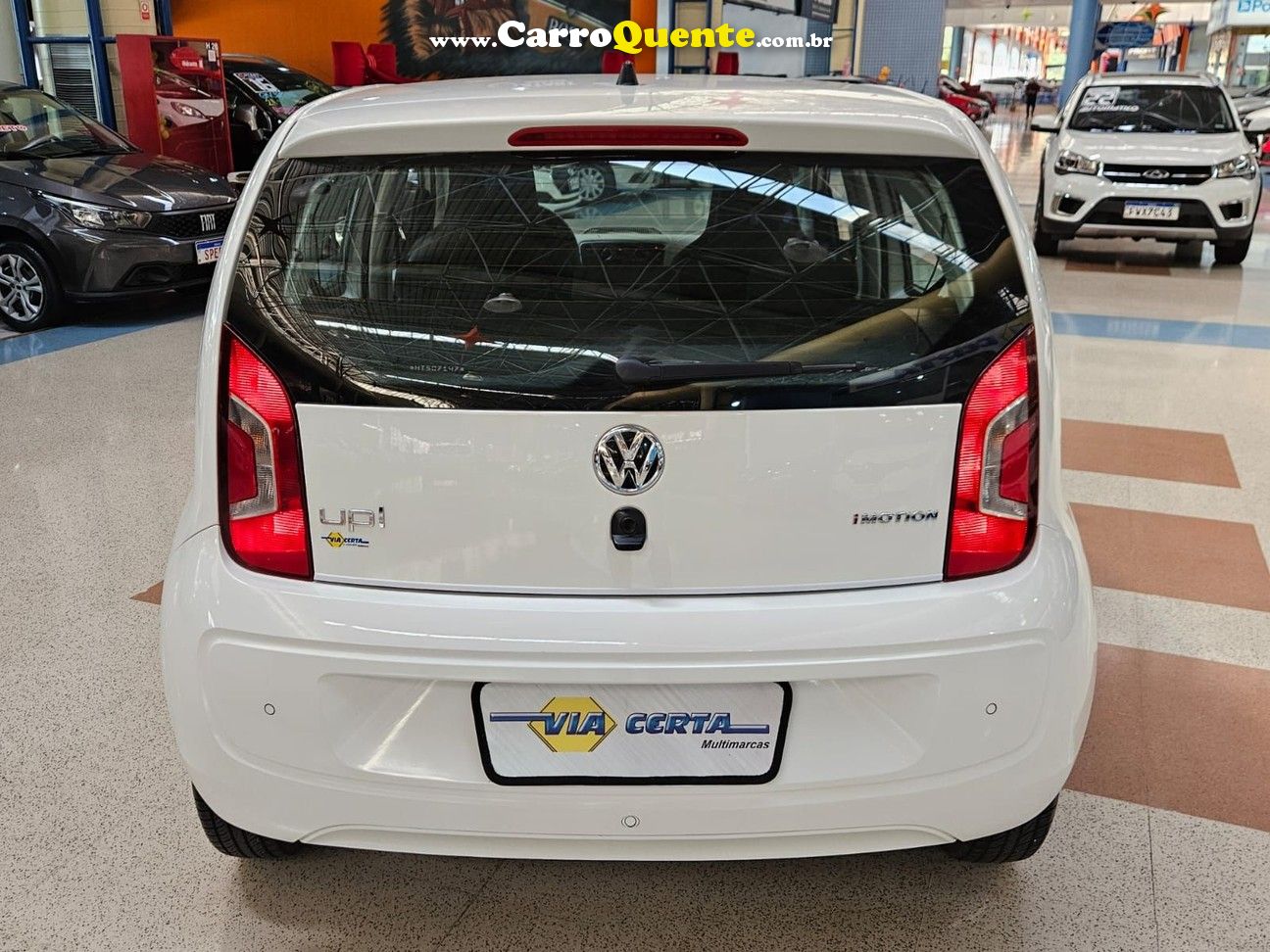 VOLKSWAGEN UP 1.0 MOVE UP  * AUTOMÁTICO * - Loja