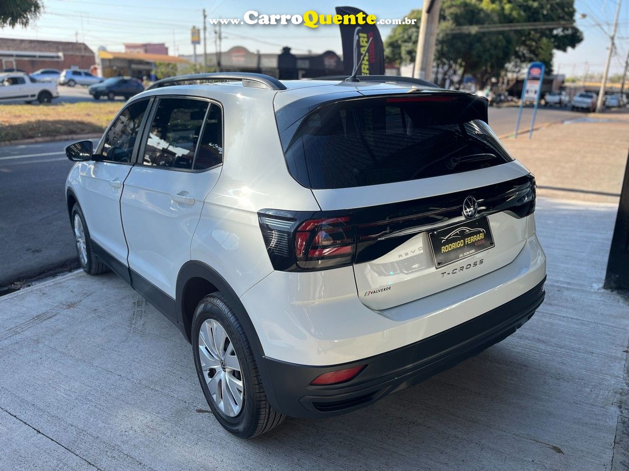 VOLKSWAGEN T-CROSS 1.0 200 TSI TOTAL SENSE - Loja