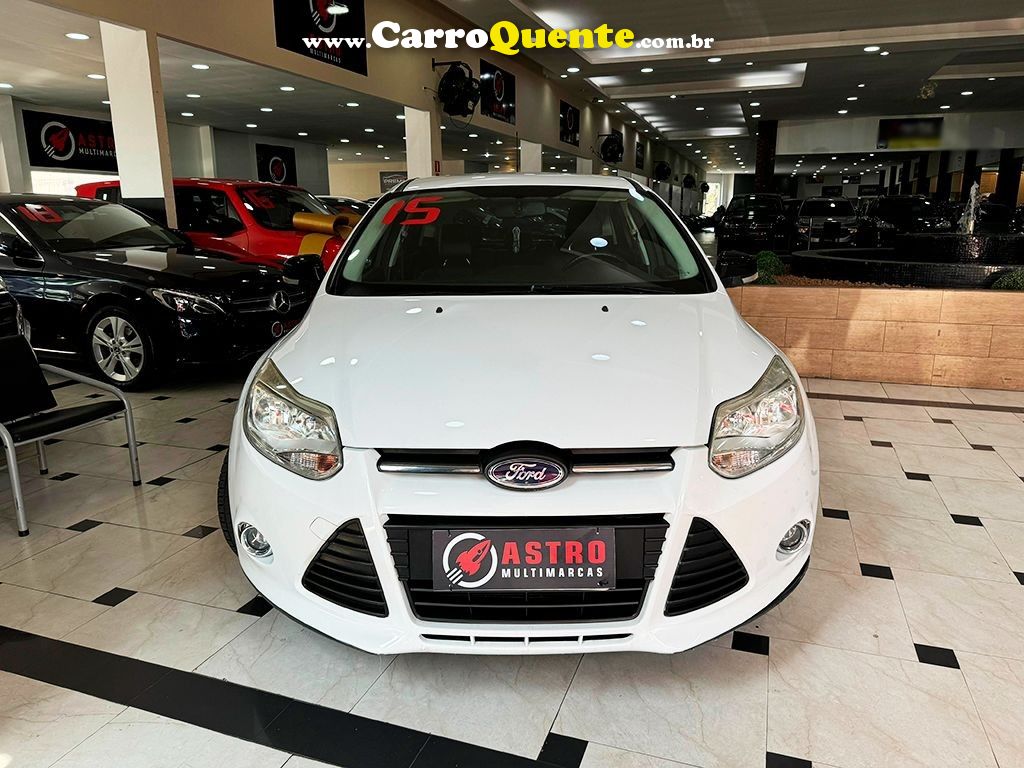 FORD FOCUS 2.0 SE PLUS 16V - Loja