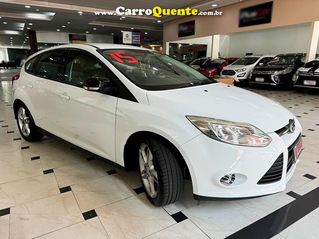 FORD FOCUS 2.0 SE PLUS 16V - Loja