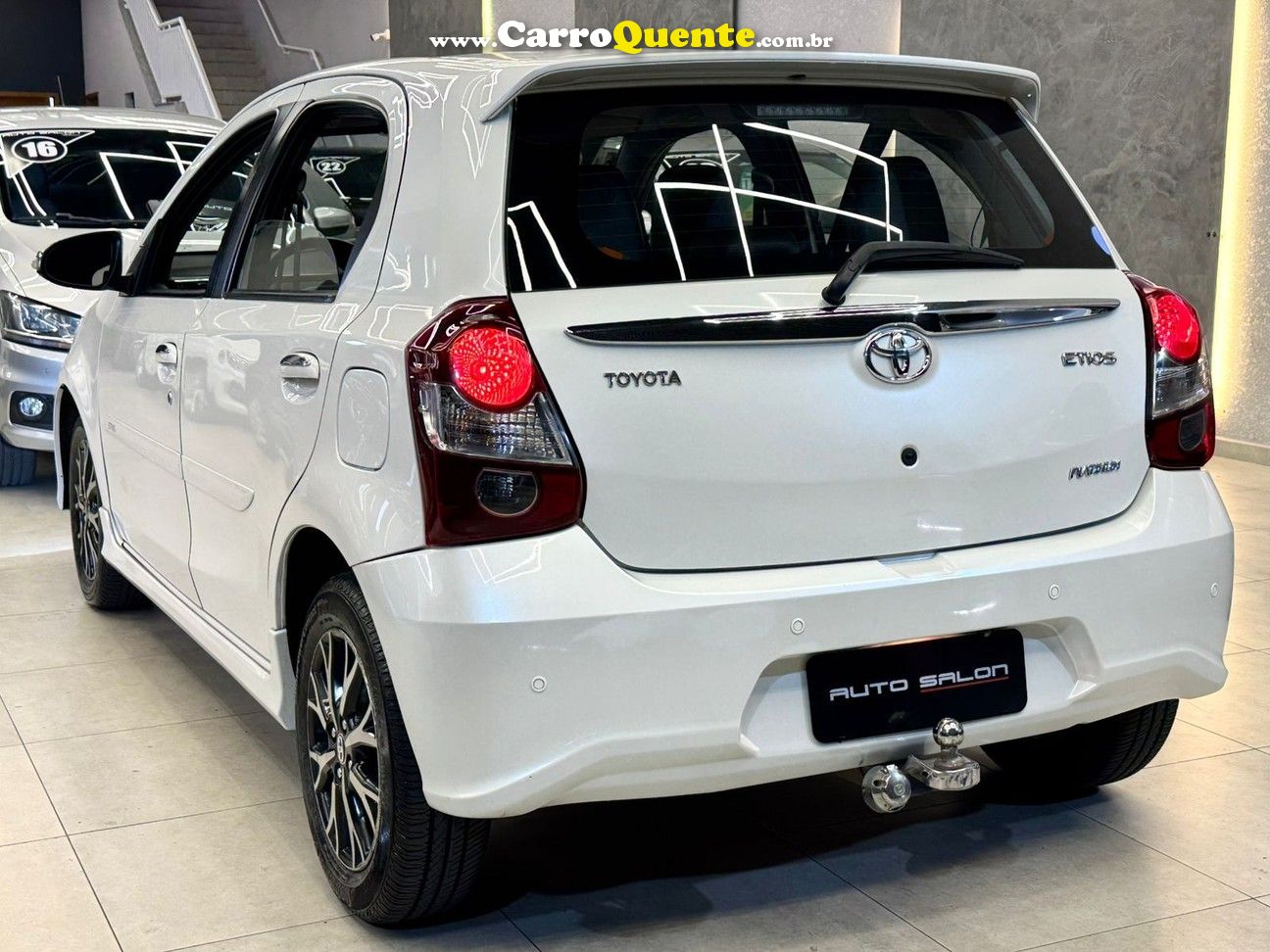 TOYOTA ETIOS 1.5 PLATINUM 16V - Loja