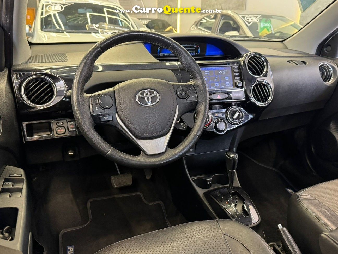 TOYOTA ETIOS 1.5 PLATINUM 16V - Loja