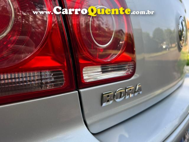 Bora 2.0 Flex 8v Mec. 2010/2010 VOLKSWAGEN - Loja