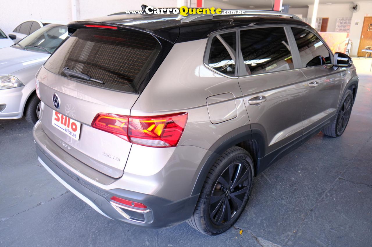 VOLKSWAGEN   TAOS LAUNCHING ED. 1.4 250 TSI FLEX AUT.   BEGE 2022 1.4 FLEX - Loja