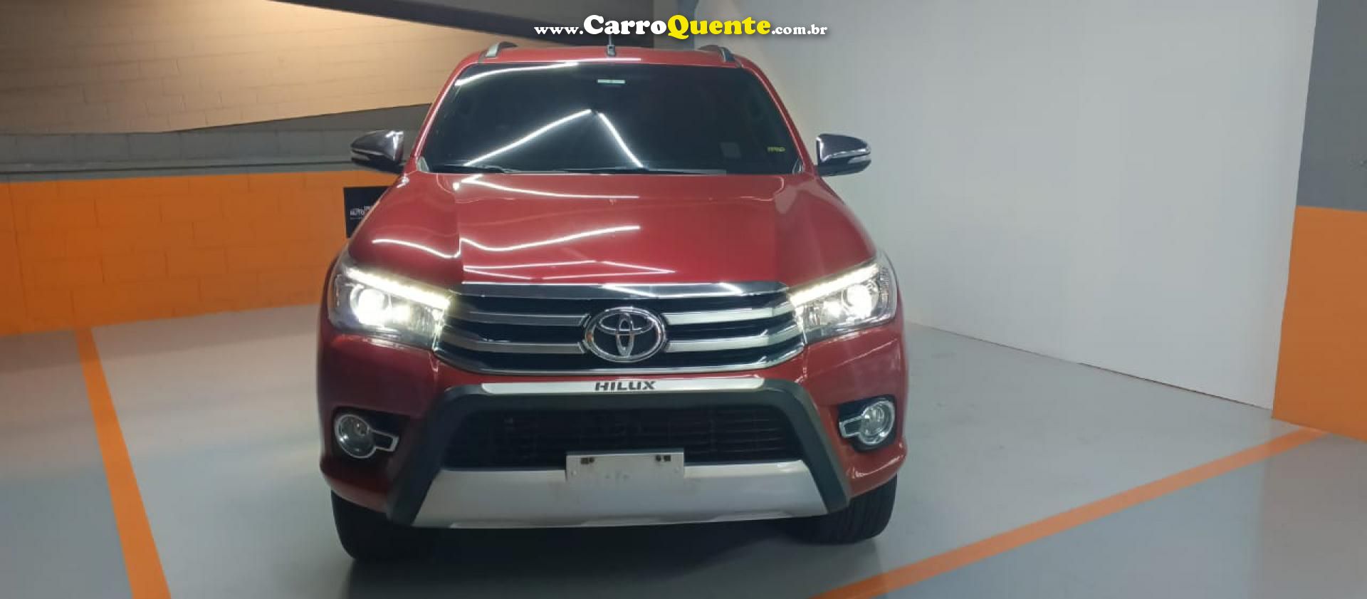 TOYOTA   HILUX CD SRX 4X4 2.8 TDI 16V DIESEL AUT.   VERMELHO 2017 2.8 DIESEL - Loja