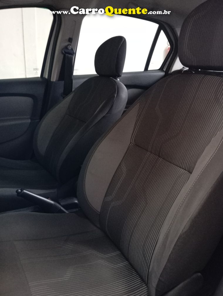 Renault LOGAN 1.6 16V SCE FLEX EXPRESSION MANUAL - Loja