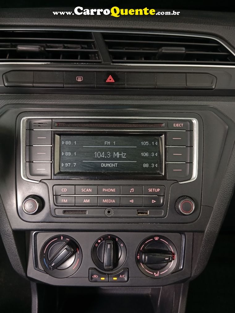 Volkswagen VOYAGE 1.0 12V MPI TOTALFLEX 4P MANUAL - Loja