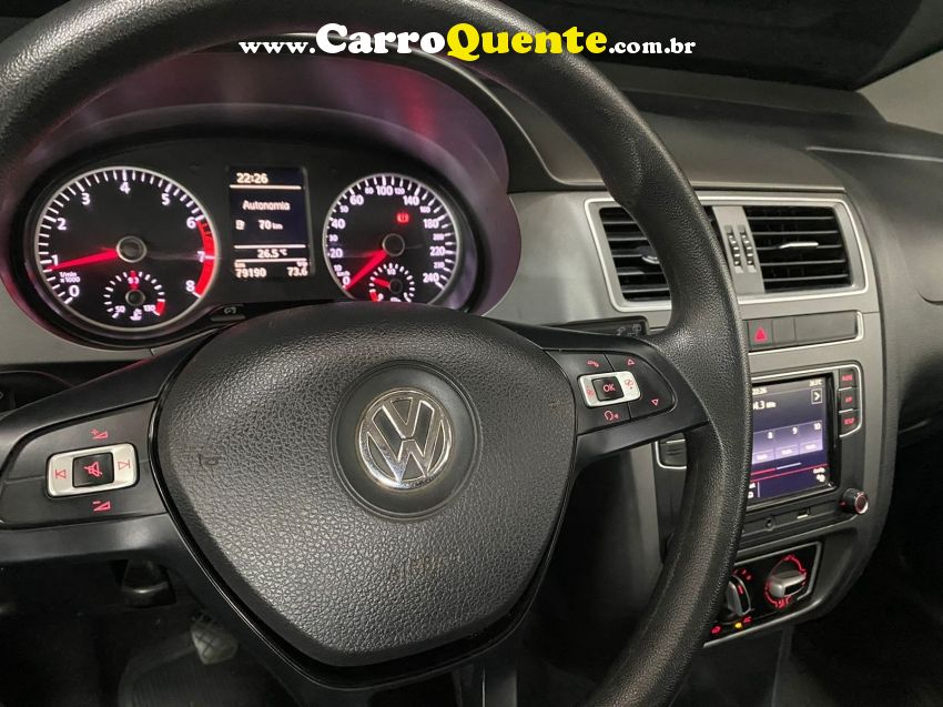 Volkswagen FOX 1.6 MSI TOTAL FLEX CONNECT 4P MANUAL - Loja