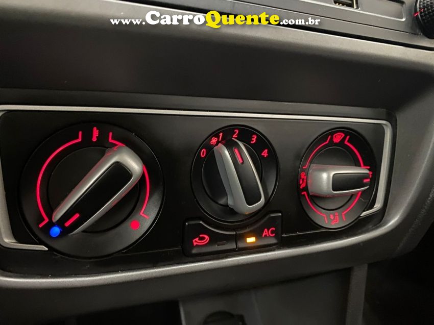 Volkswagen FOX 1.6 MSI TOTAL FLEX CONNECT 4P MANUAL - Loja
