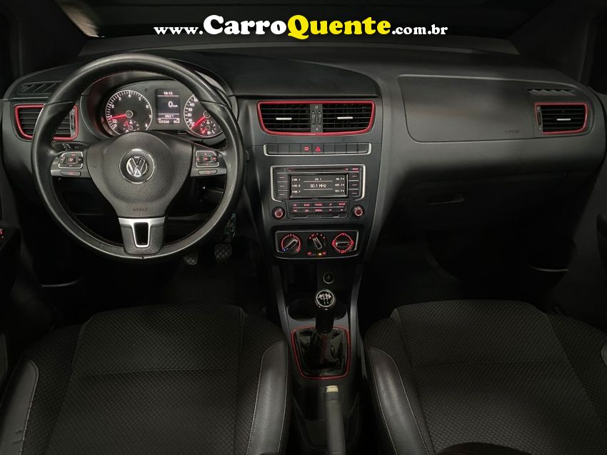 Volkswagen FOX 1.6 MI ROCK IN RIO 8V FLEX 4P MANUAL - Loja
