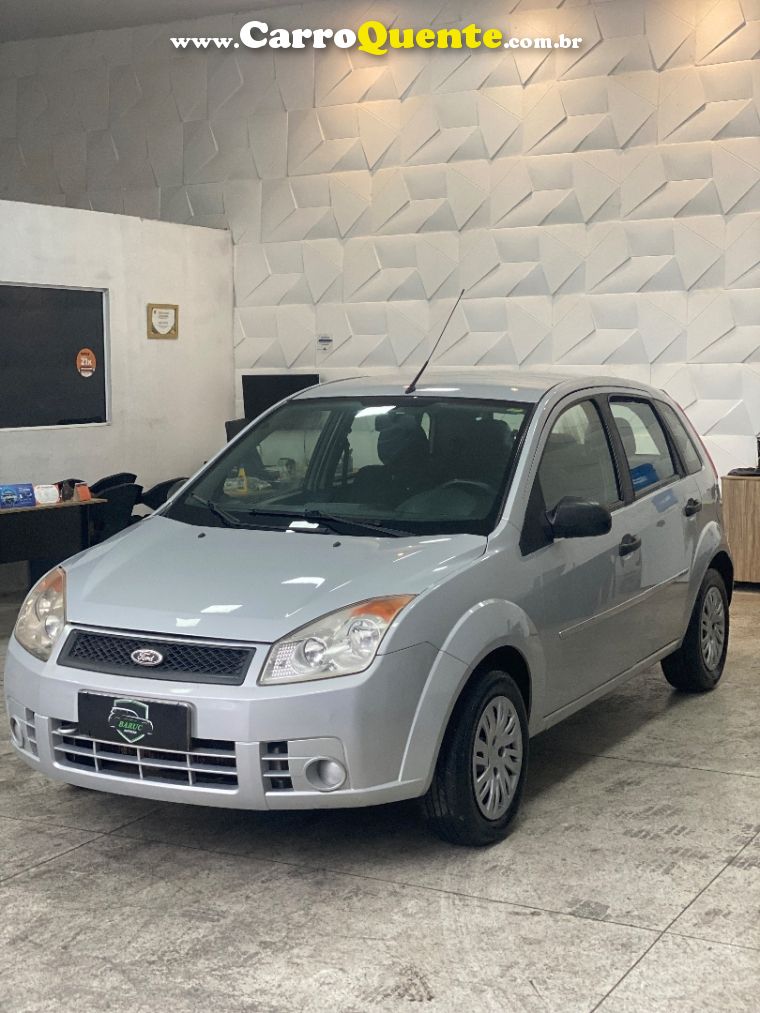 Ford FIESTA 1.0 MPI CLASS 8V FLEX 4P MANUAL - Loja