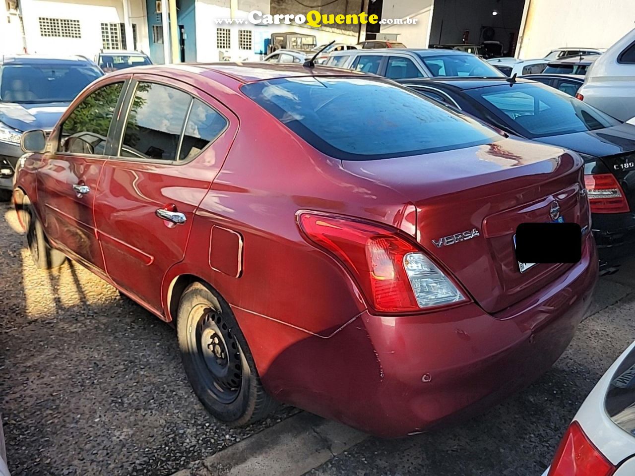 NISSAN   VERSA SV 1.6 16V FLEX FUEL 4P MEC.   VERMELHO 2013 1.6 FLEX - Loja