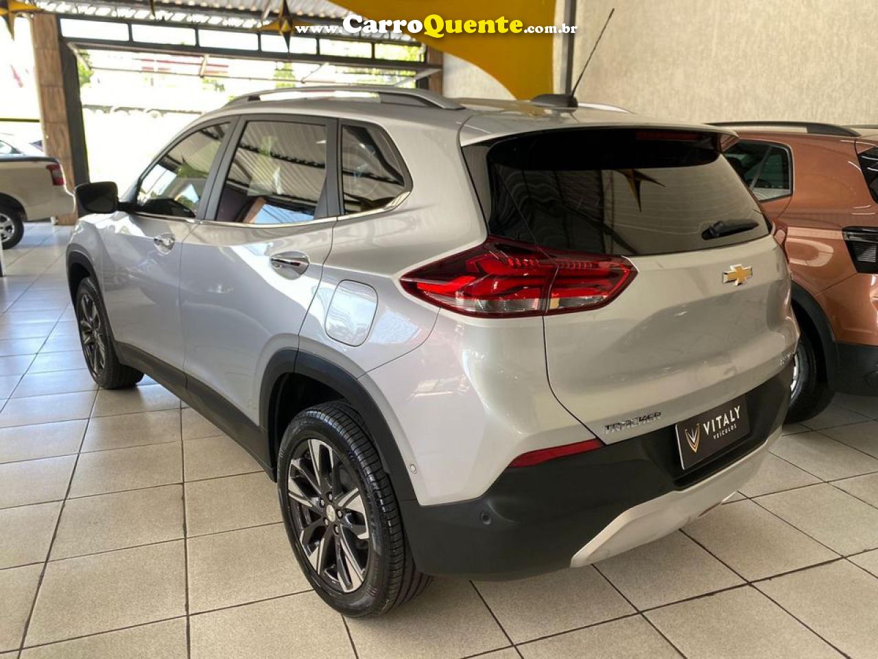 CHEVROLET   TRACKER 1.2 TURBO 12V FLEX AUT.   PRATA 2021 1.2 FLEX - Loja