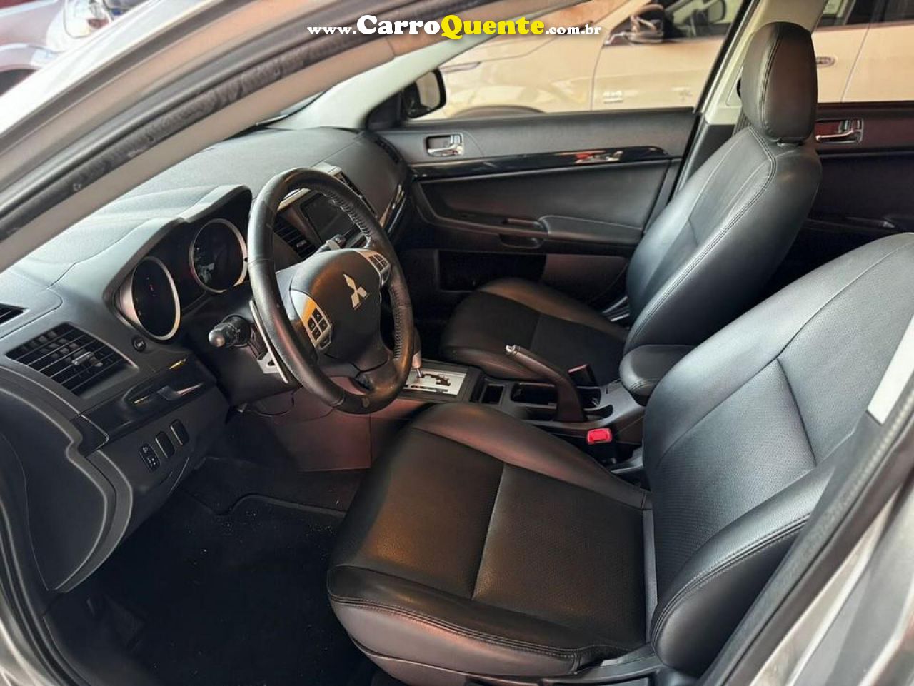 MITSUBISHI   LANCER HL-T 2.0 16V 160CV AUT.   CINZA 2018 2.0 GASOLINA - Loja