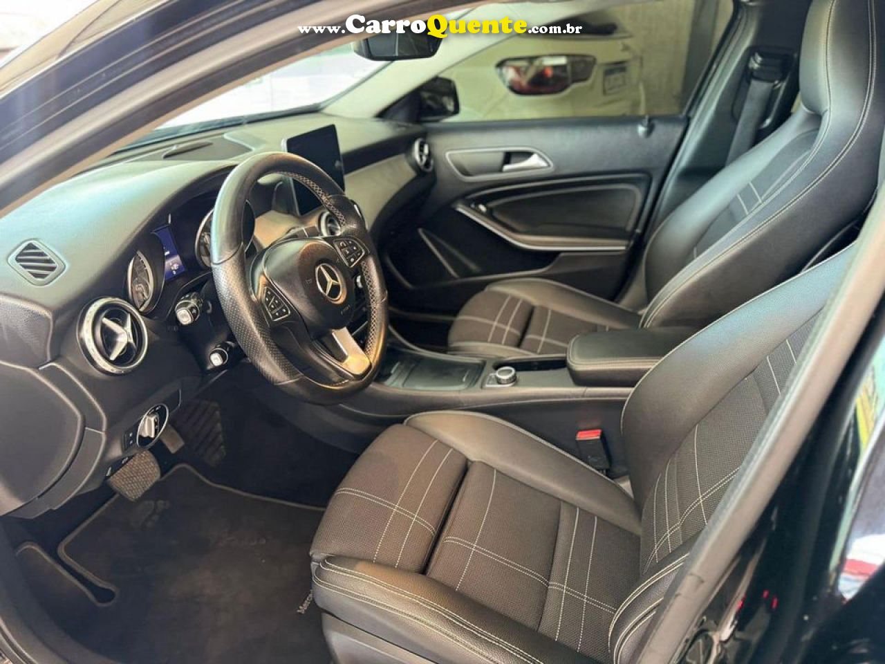MERCEDES-BENZ   GLA 200 ENDURO 1.6 TB 16V FLEX AUT.   PRETO 2017 1.6 FLEX - Loja