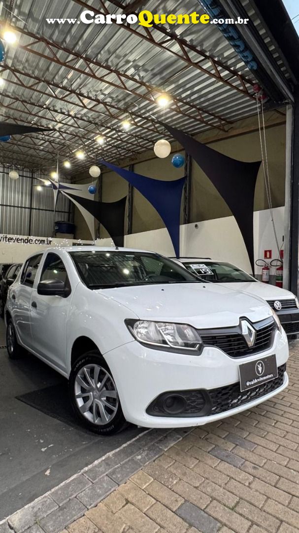 Sandero 2018 1.0  Flex Manual - Loja