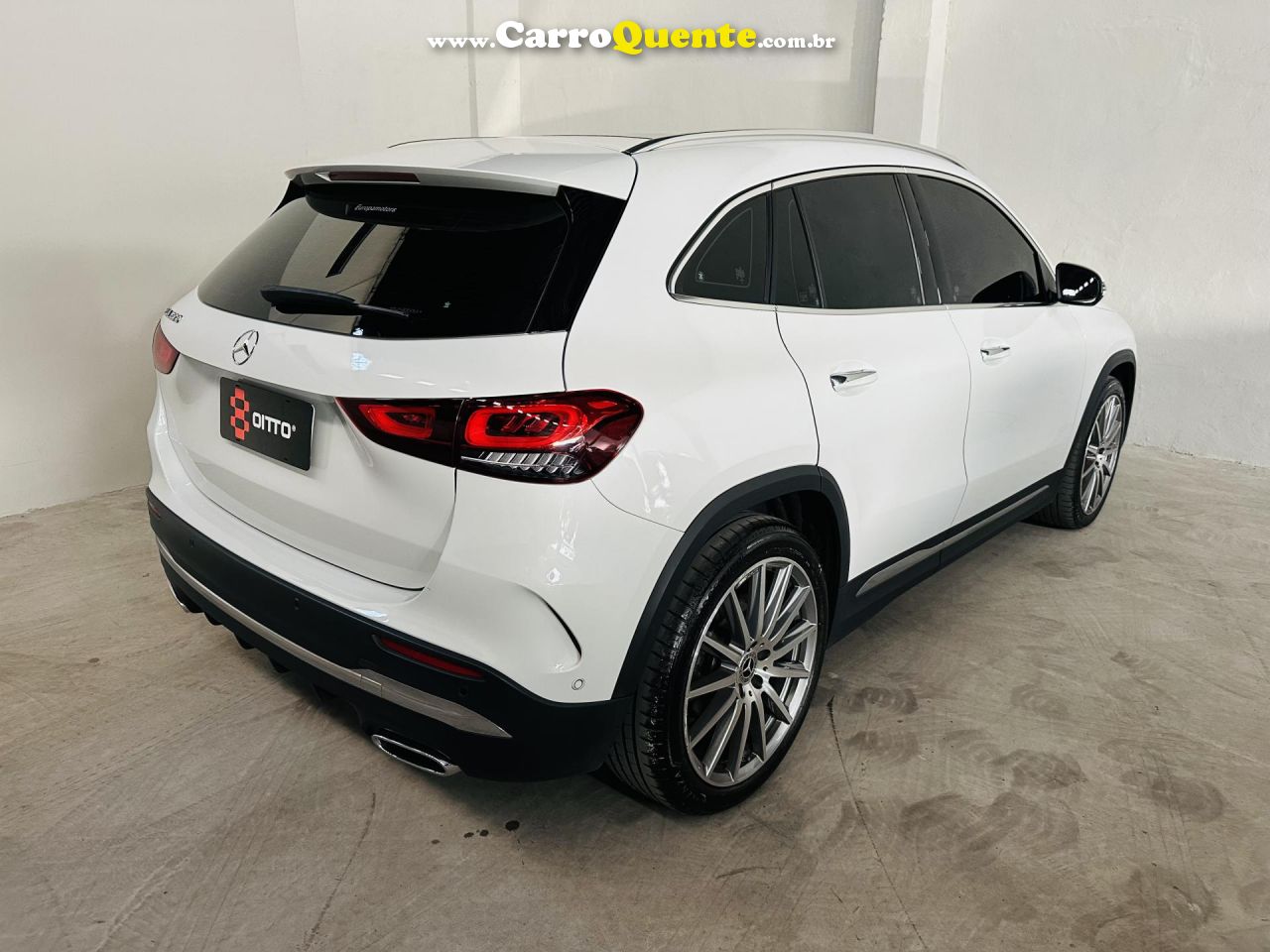 MERCEDES-BENZ   GLA 200 AMG LINE 1.3 16V TB AUT.   BRANCO 2023 1.3 GASOLINA - Loja
