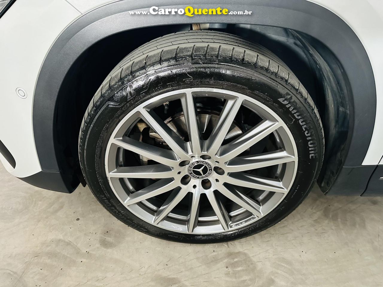 MERCEDES-BENZ   GLA 200 AMG LINE 1.3 16V TB AUT.   BRANCO 2023 1.3 GASOLINA - Loja