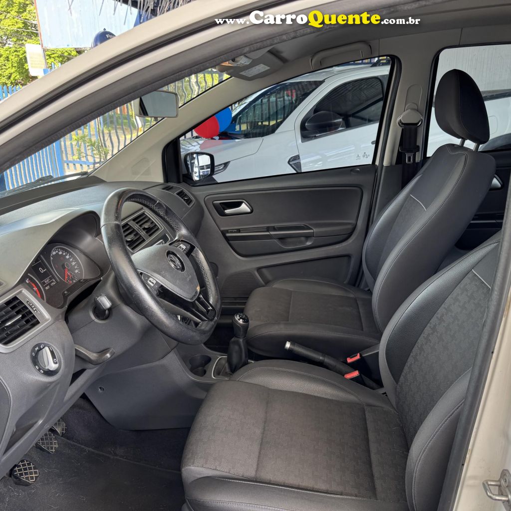 VOLKSWAGEN   FOX COMFORTLINE 1.6 FLEX 8V 5P   BRANCO 2017 1.6 FLEX - Loja