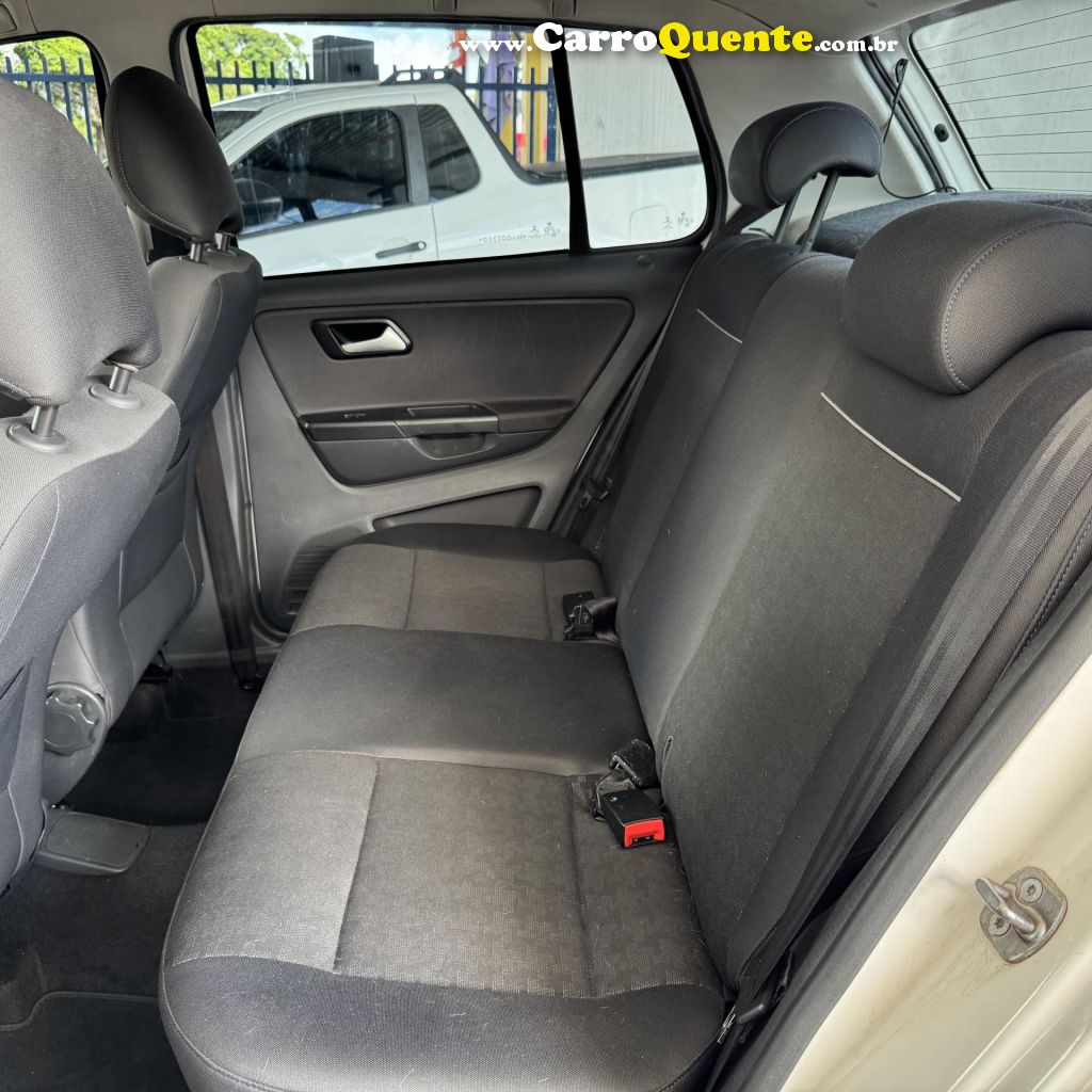 VOLKSWAGEN   FOX COMFORTLINE 1.6 FLEX 8V 5P   BRANCO 2017 1.6 FLEX - Loja