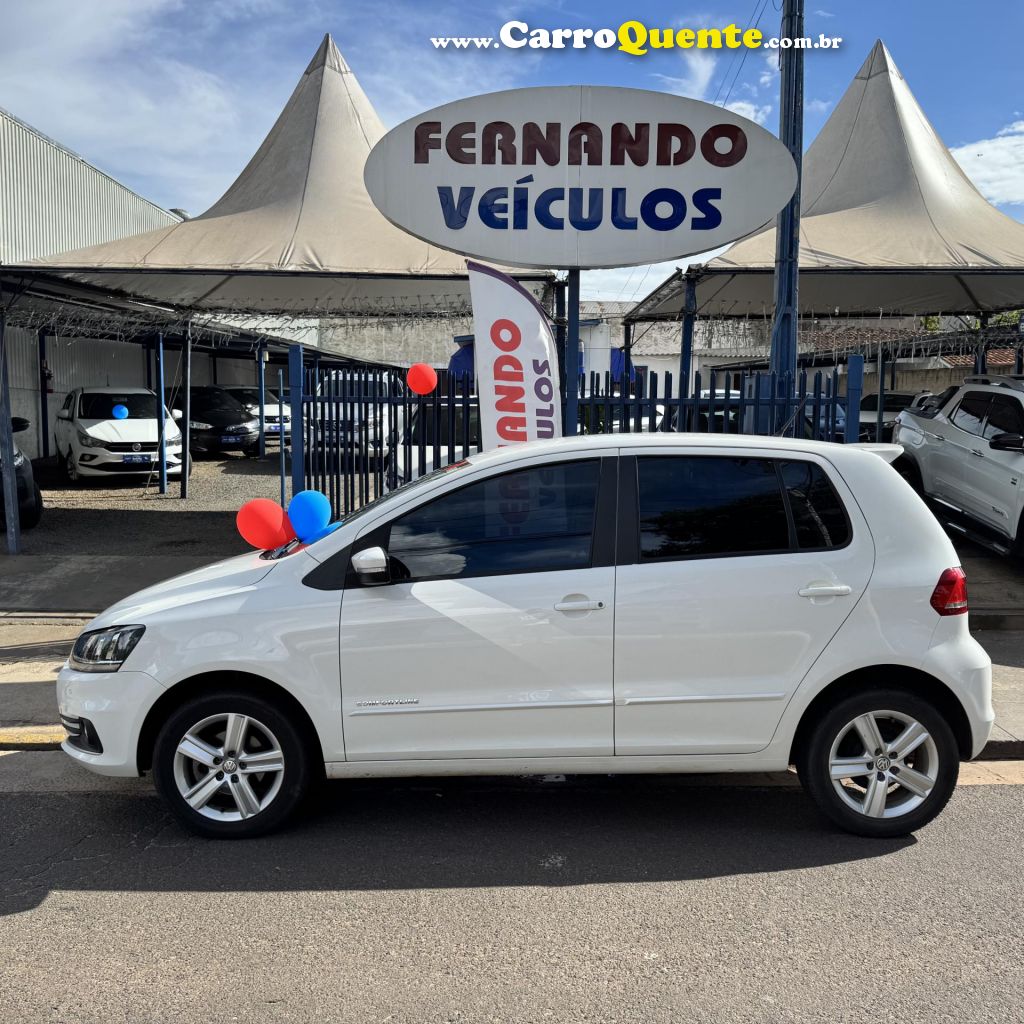 VOLKSWAGEN   FOX COMFORTLINE 1.6 FLEX 8V 5P   BRANCO 2017 1.6 FLEX - Loja