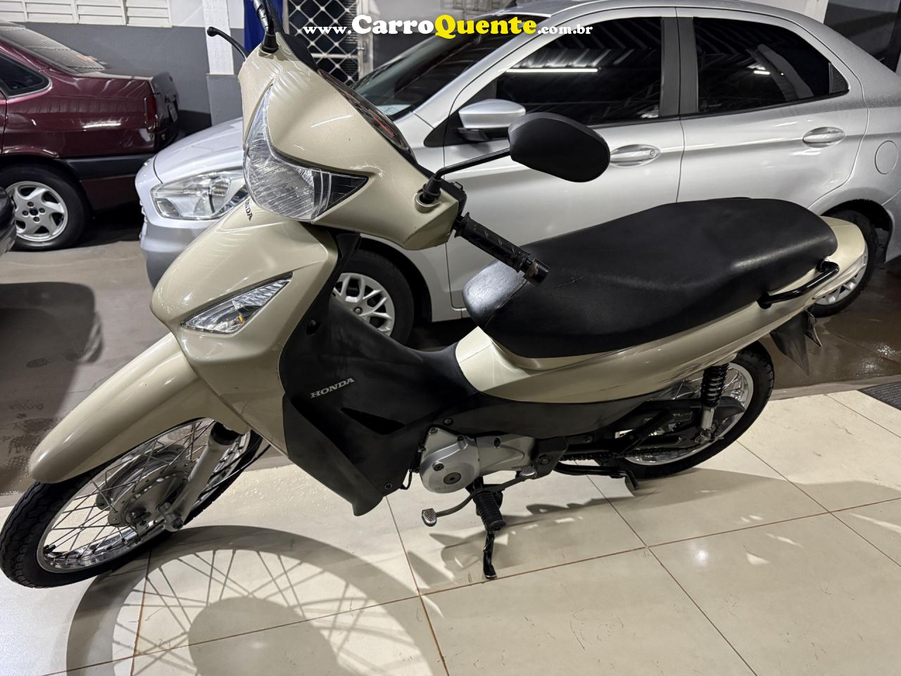 HONDA   BIZ 125 ES ES F.INJ.ES MIX F.INJECTION   BEGE 2010 125CC GASOLINA - Loja