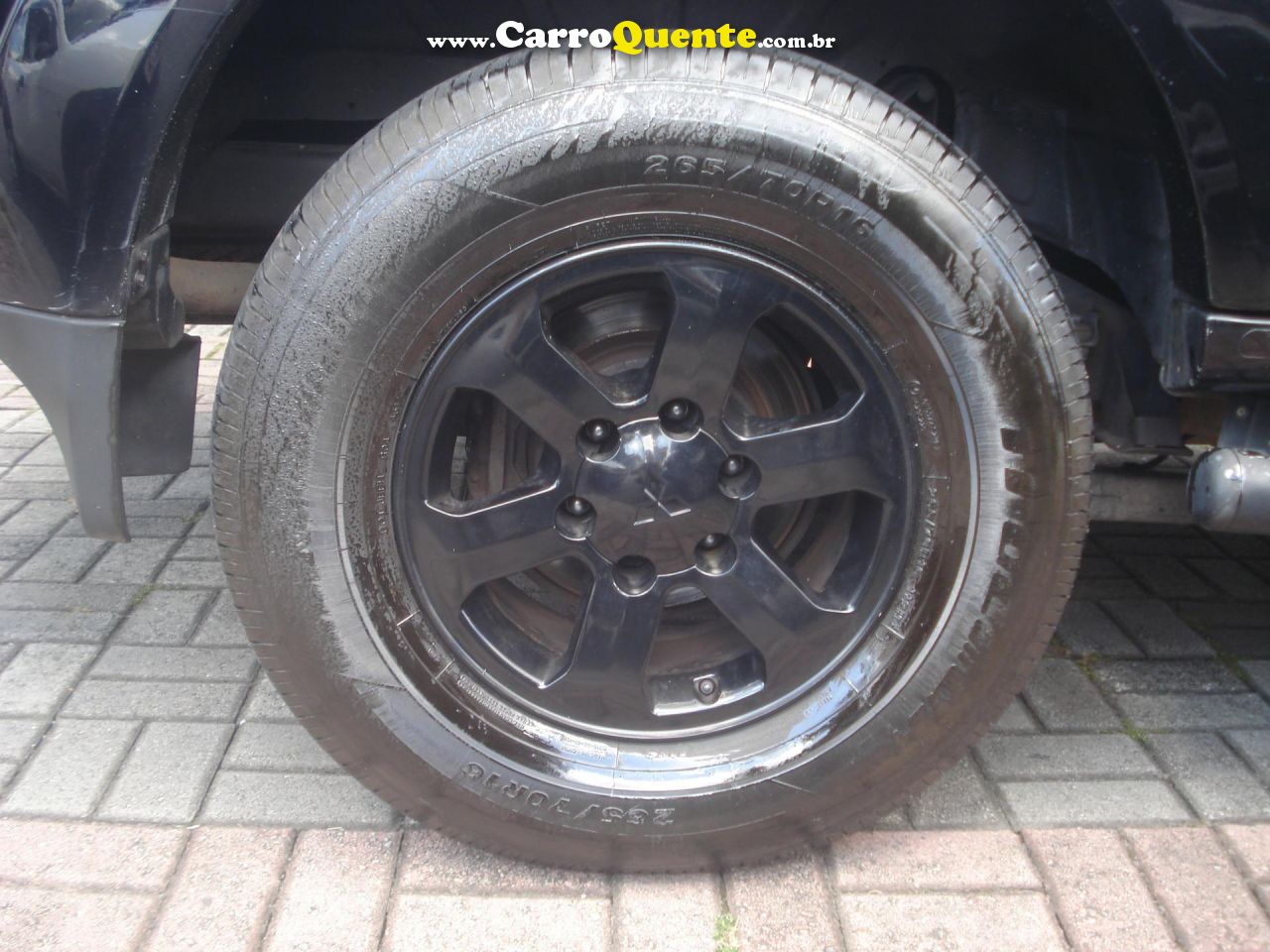 MITSUBISHI   PAJERO SPORT HPE 2.5 4X4 DIESEL MEC.   PRETO 2009 2.5 DIESEL - Loja