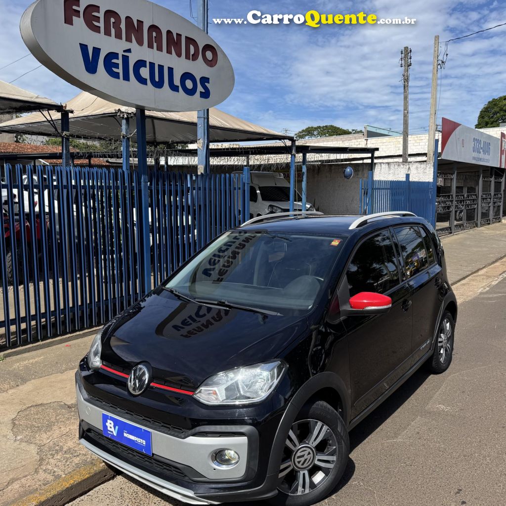 VOLKSWAGEN   UP! CROSS 1.0 TSI TOTAL FLEX 12V 5P   PRETO 2019 1.0 FLEX - Loja