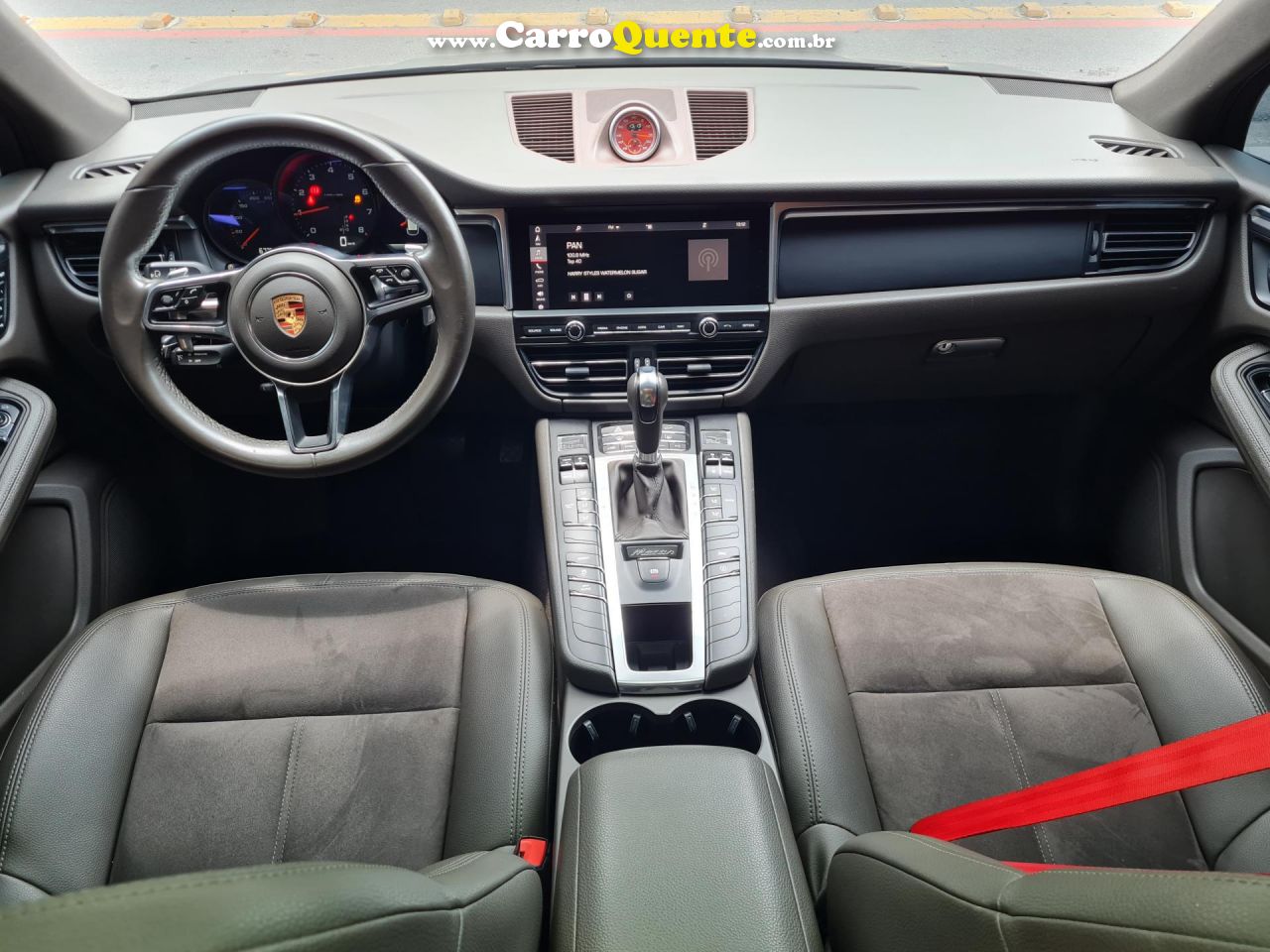 PORSCHE   MACAN 2.0 TURBO 237252CV   PRETO 2019 2.0 GASOLINA - Loja