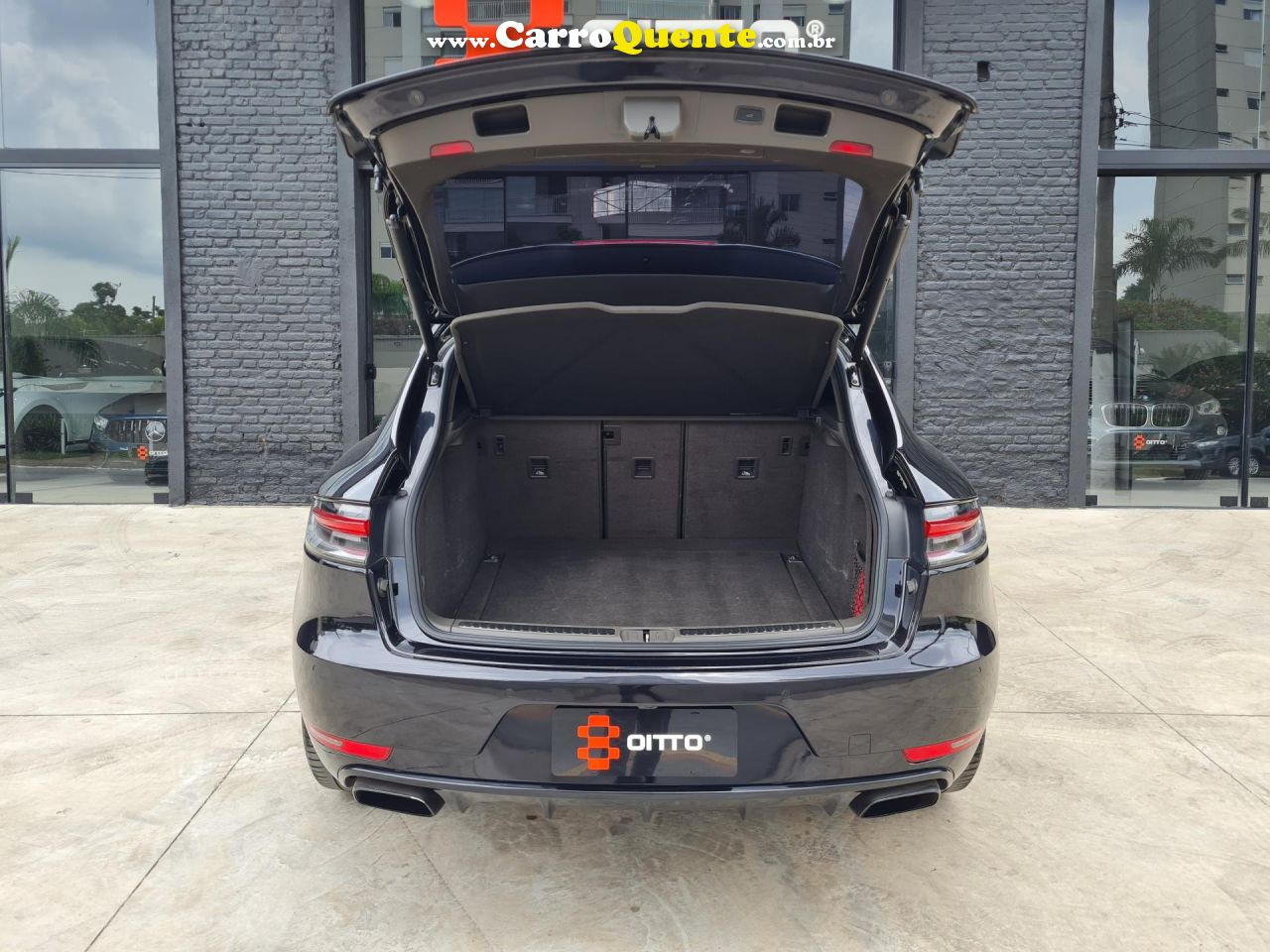 PORSCHE   MACAN 2.0 TURBO 237252CV   PRETO 2019 2.0 GASOLINA - Loja