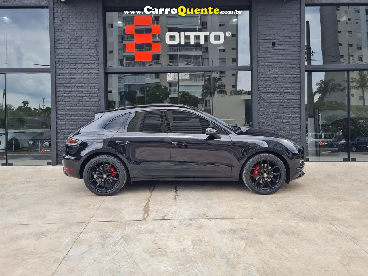 PORSCHE   MACAN 2.0 TURBO 237252CV   PRETO 2019 2.0 GASOLINA - Loja