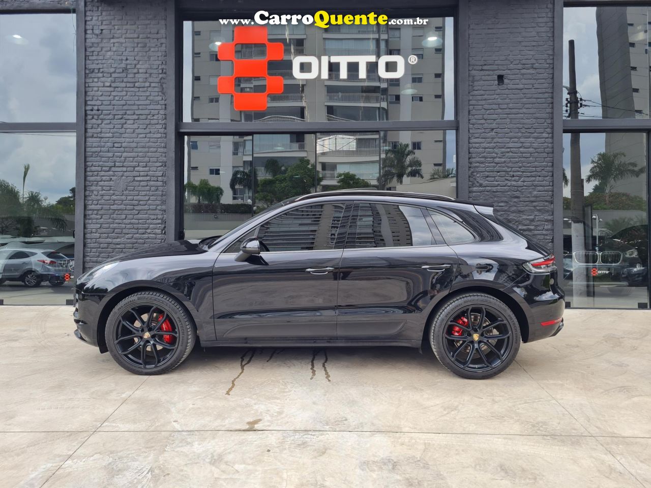 PORSCHE   MACAN 2.0 TURBO 237252CV   PRETO 2019 2.0 GASOLINA - Loja
