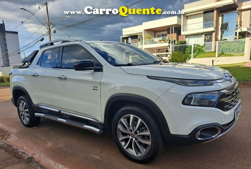Fiat TORO 2.0 16V TURBO DIESEL VOLCANO 4WD AT9 - Loja