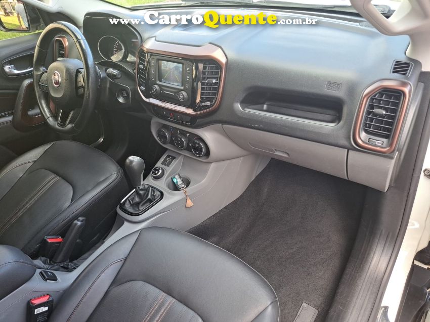 Fiat TORO 2.0 16V TURBO DIESEL VOLCANO 4WD AT9 - Loja