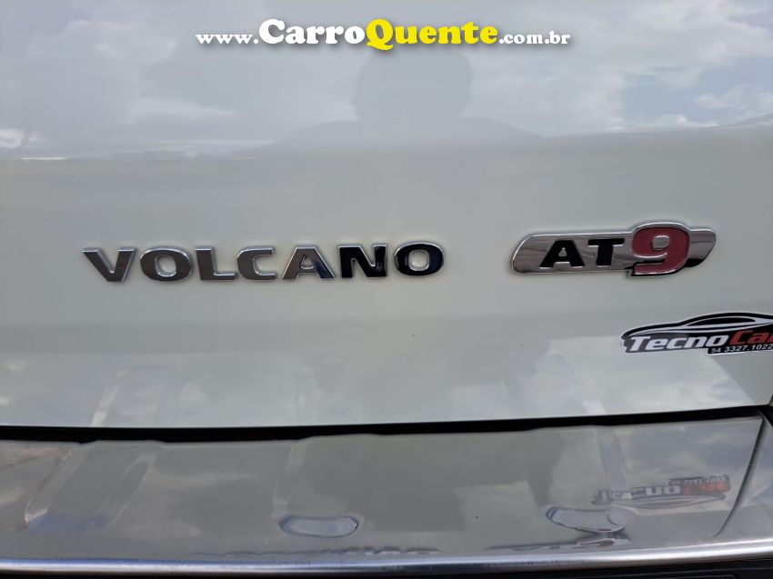 Fiat TORO 2.0 16V TURBO DIESEL VOLCANO 4WD AT9 - Loja