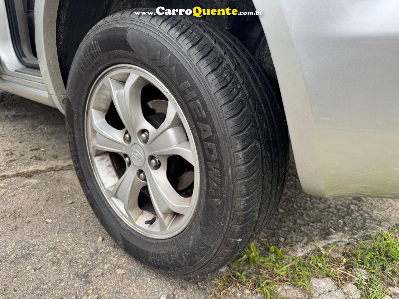 HYUNDAI   TUCSON 2.0 16V FLEX AUT.   PRATA 2015 2.0 FLEX - Loja