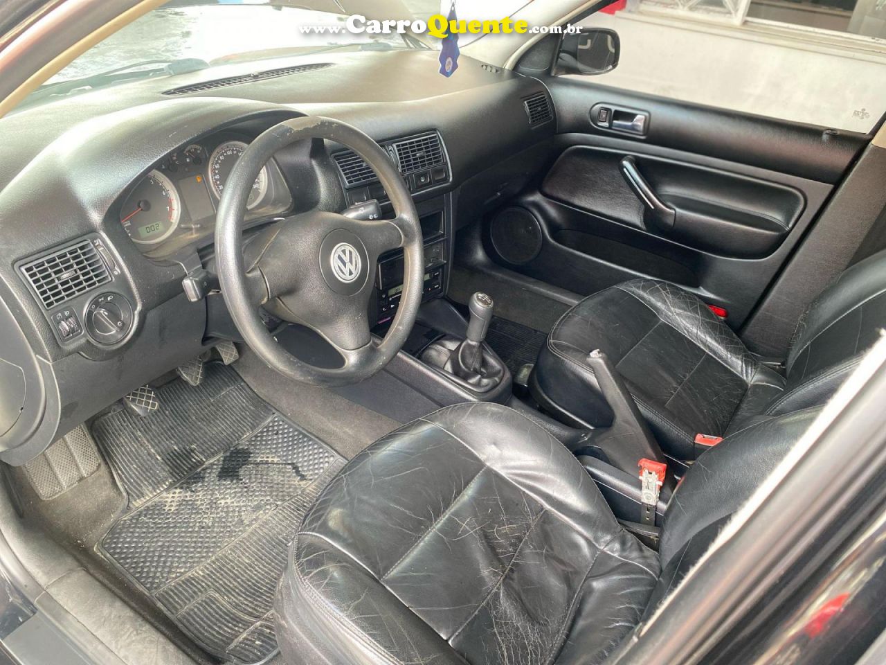 VOLKSWAGEN   GOLF 1.6MI 1.6MI GENER.BLACK & SILVER   PRETO 2005 1.6 GASOLINA - Loja