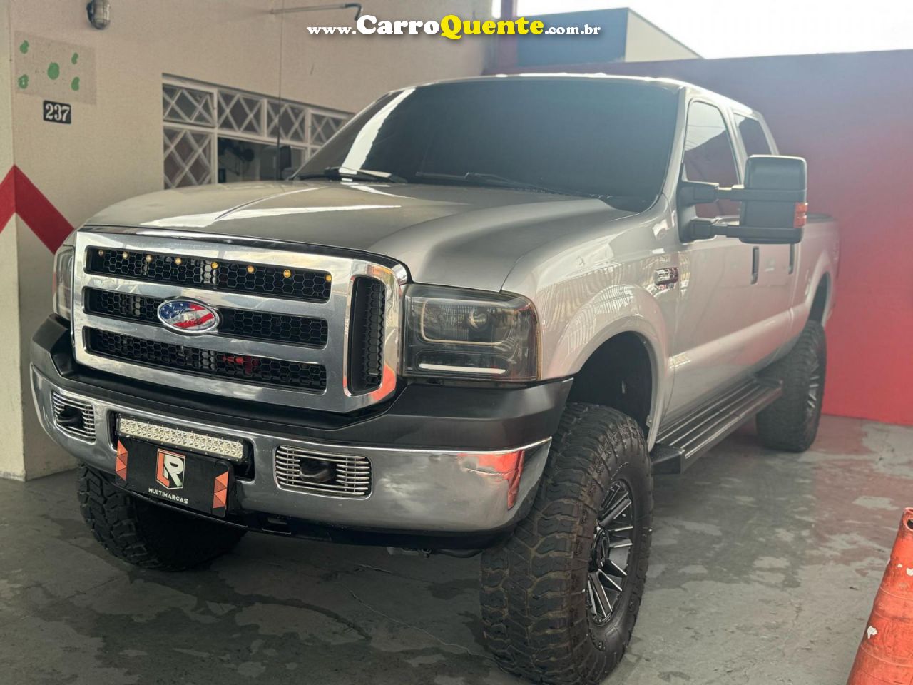 FORD   F-250 XLT 3.9 4X4 CD TB DIESEL   PRATA 2011 3.9 DIESEL - Loja
