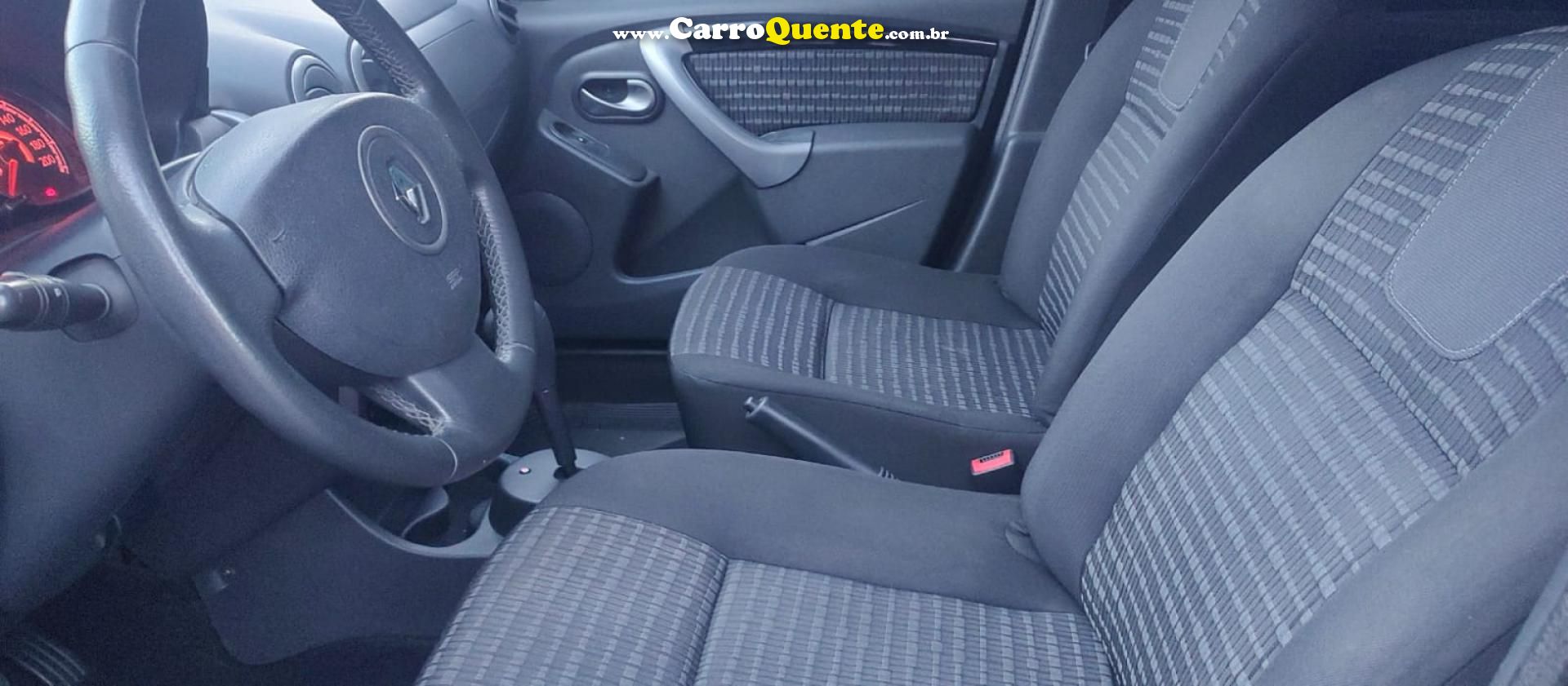 RENAULT   SANDERO PRIVILÈGE HI-FLEX 1.6 16V 5P AUT   PRETO 2013 1.6 FLEX - Loja