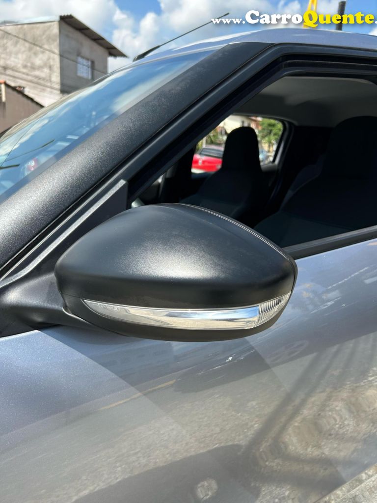 CITROËN   C3 LIVE PACK 1.0 FLEX 6V 5P MEC.   PRATA 2023 1.0 FLEX - Loja