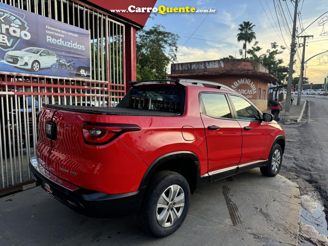 FIAT   TORO FREEDOM 1.8 16V FLEX AUT.   VERMELHO 2017 1.8 FLEX - Loja