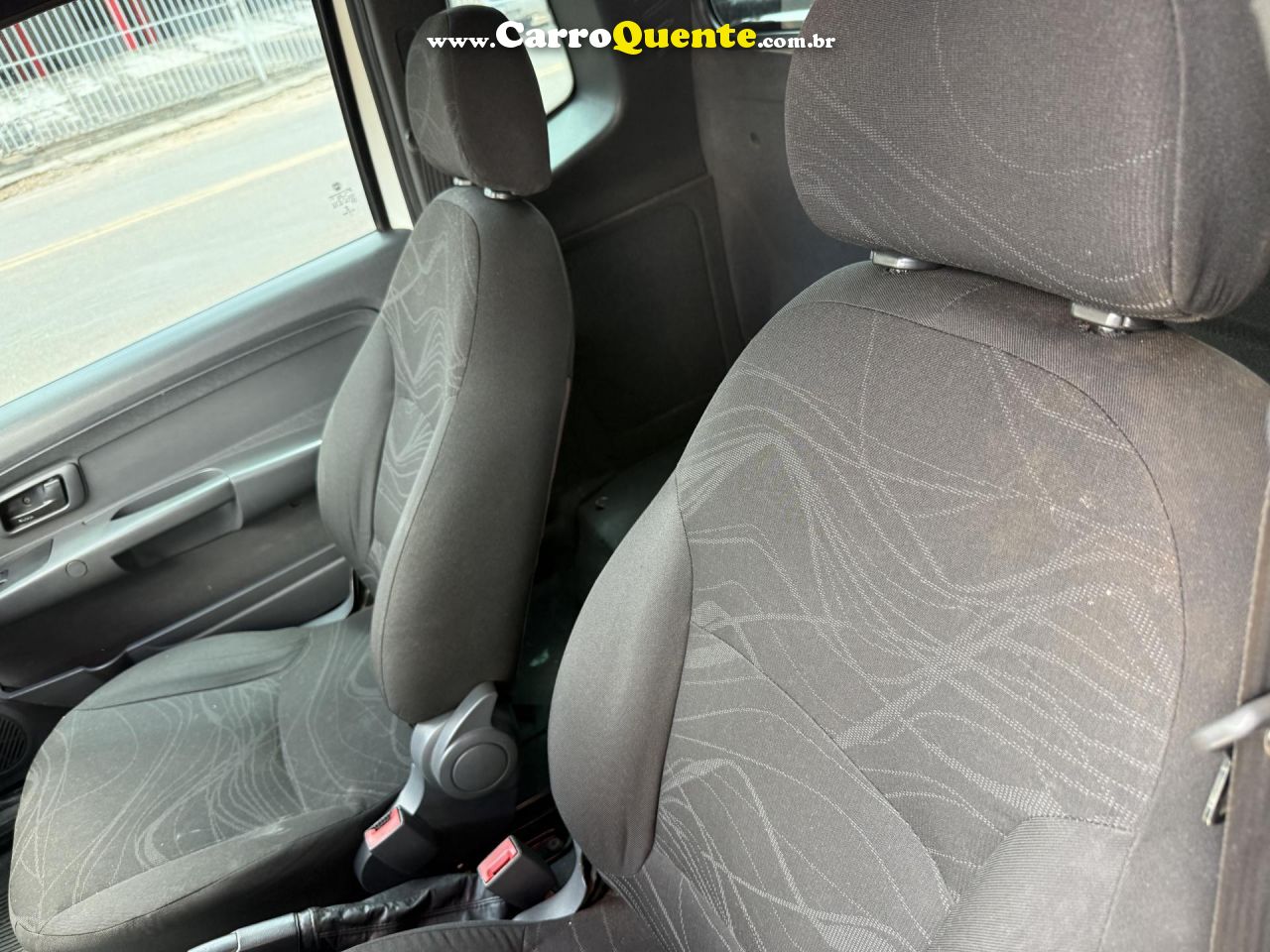 FIAT   STRADA WORKING HARD 1.4 FIRE FLEX 8V CE   BRANCO 2018 1.4 FLEX - Loja