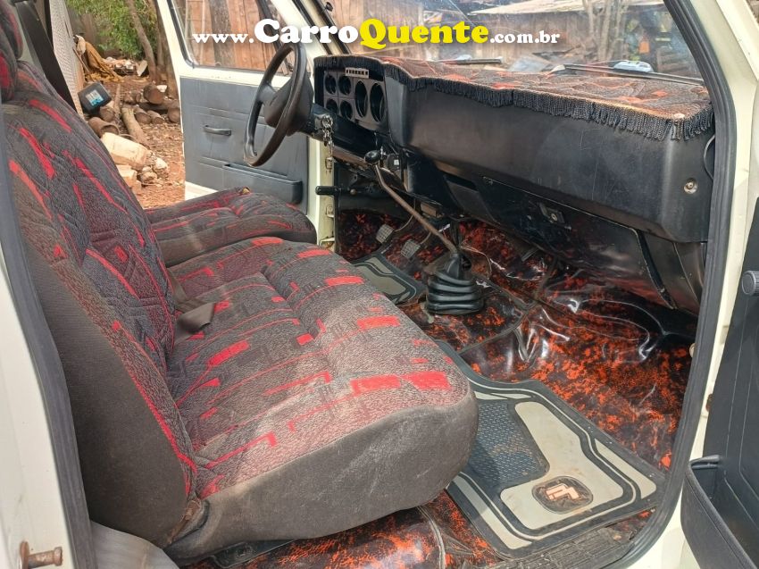 Chevrolet D20 4.0 CUSTOM DE LUXE CS 8V DIESEL 2P MANUAL - Loja