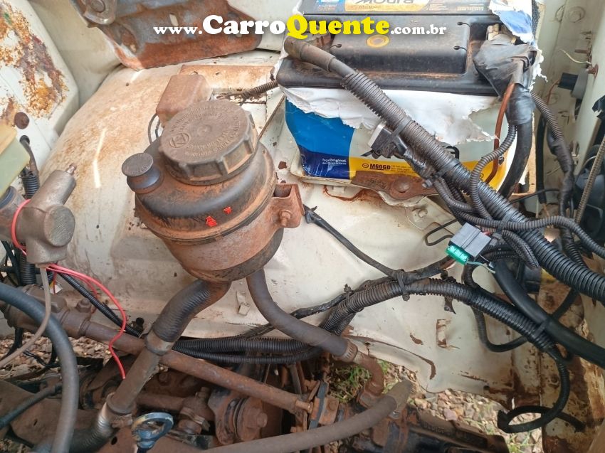Chevrolet D20 4.0 CUSTOM DE LUXE CS 8V DIESEL 2P MANUAL - Loja
