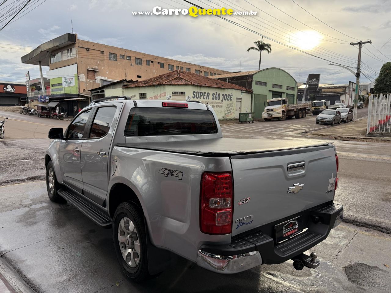 CHEVROLET   S10 PICK-UP LTZ 2.8 TDI 4X2 CD DIES.AUT   PRATA 2013 2.8 GASOLINA - Loja