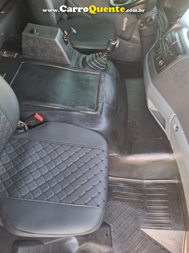 Mercedes-Benz Atego 2425 Atego 2425 3-Eixos Caçamba - Loja