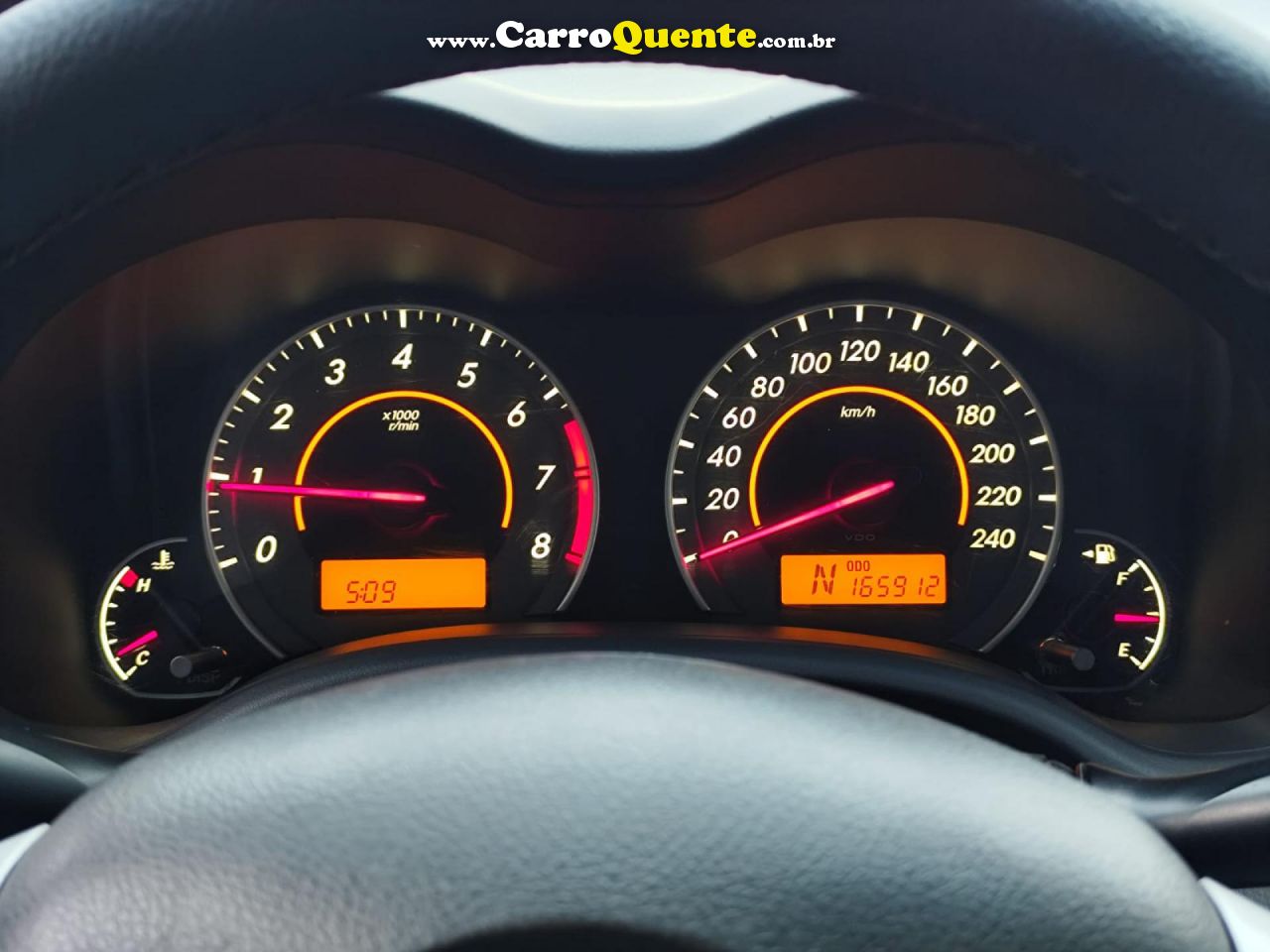 TOYOTA   COROLLA GLI 1.8 FLEX 16V  AUT.   PRETO 2013 1.8 FLEX - Loja