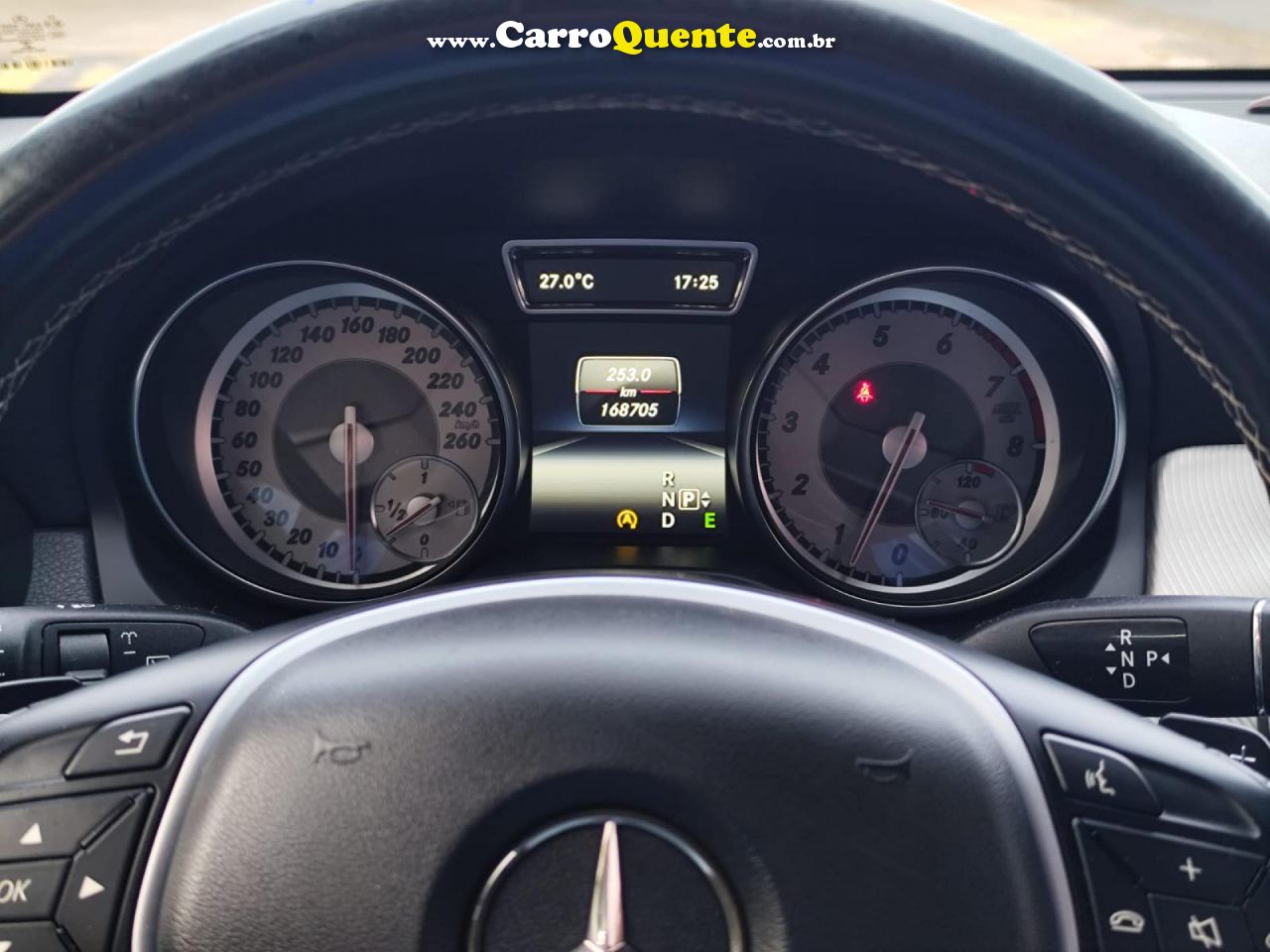 MERCEDES-BENZ   GLA 200 ADVANCE 1.61.6 TB 16V FLEX AUT.   MARROM 2015 1.6 FLEX - Loja