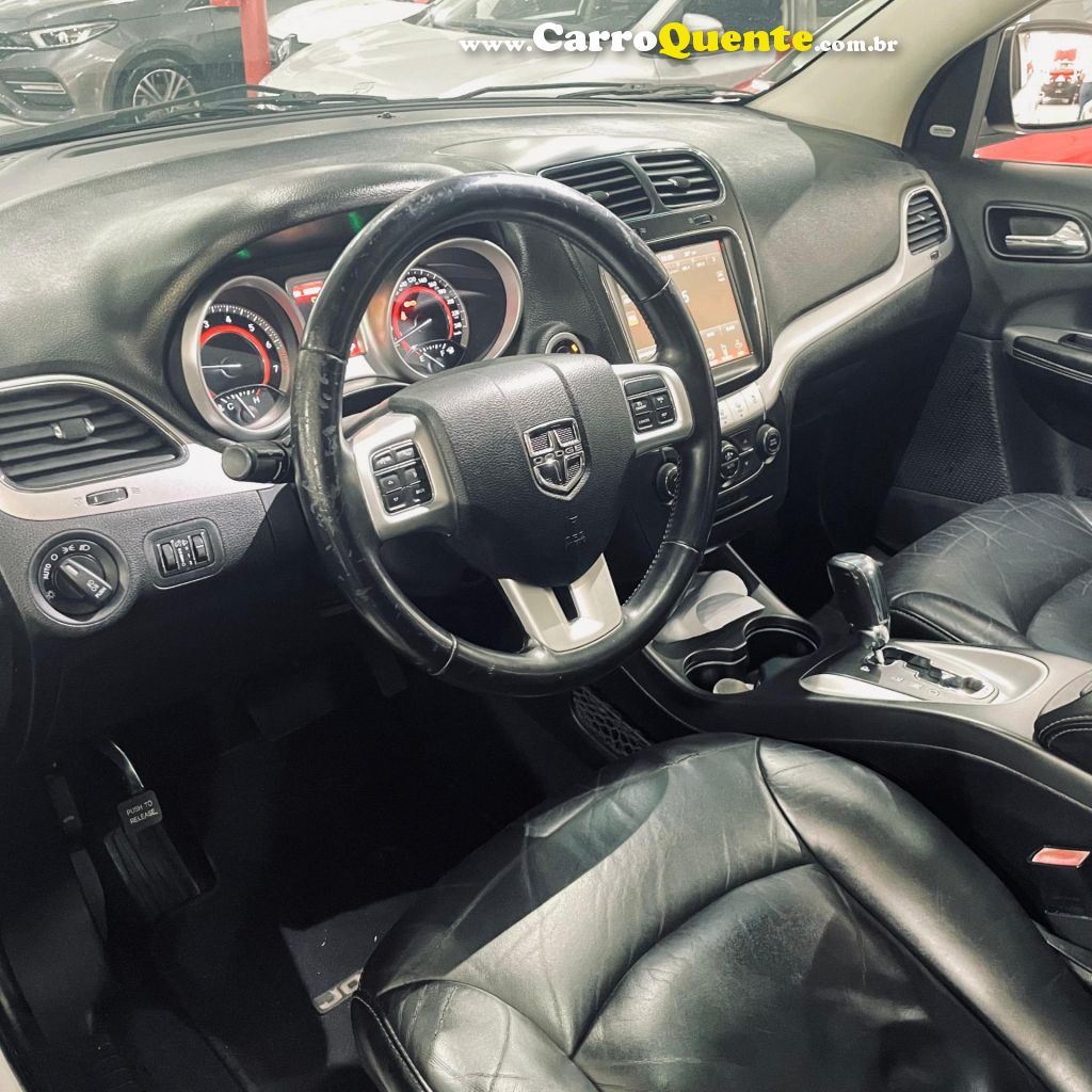 DODGE   JOURNEY RT  3.6 V6 AUT.   BRANCO 2015 3.6 GASOLINA - Loja